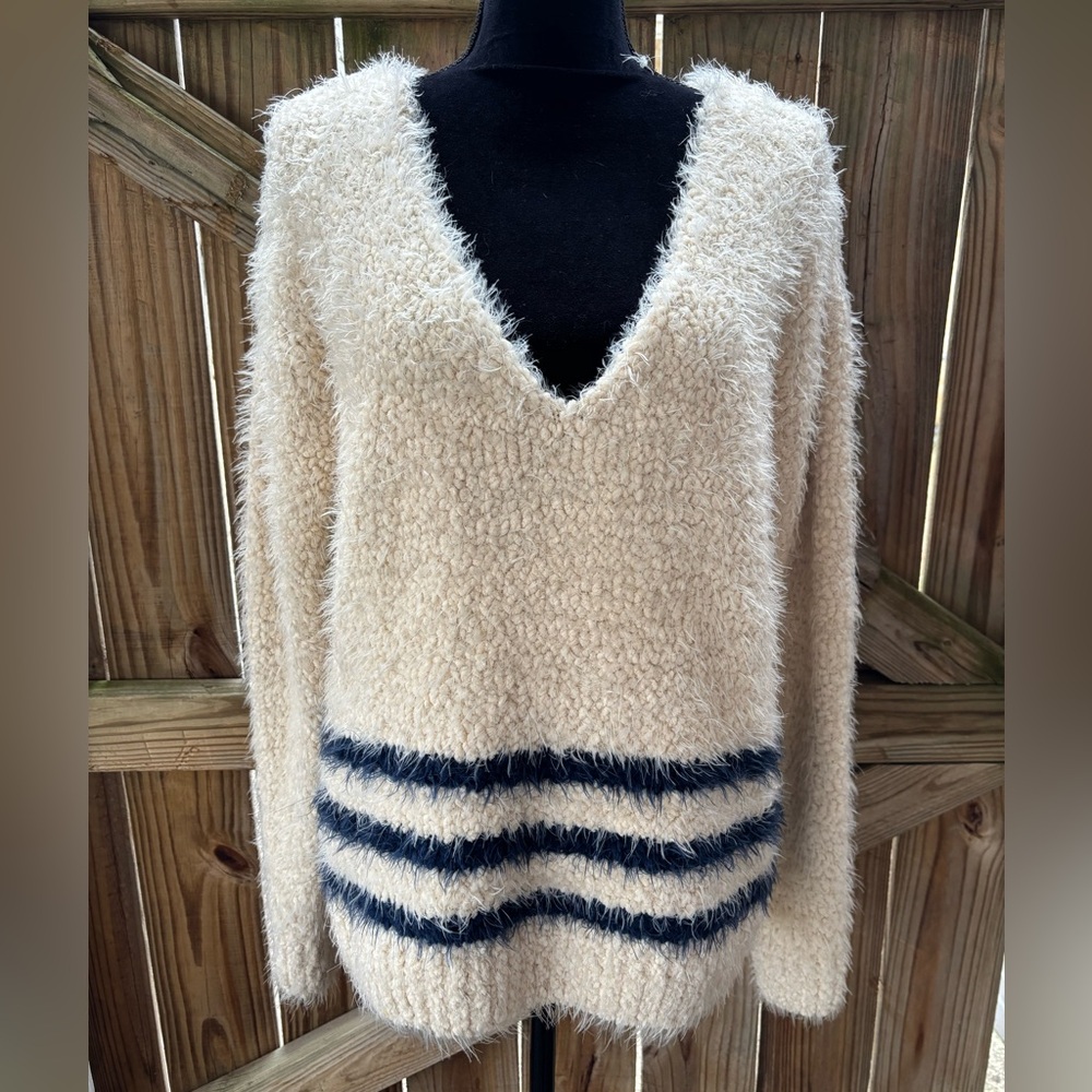 MINKPINK Long Sleeve Cream Soft Fuzzy V-Neck Sweater with Navy Stripes Size M